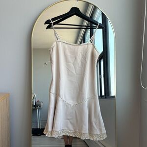 Wilfred Nettare cream slip dress